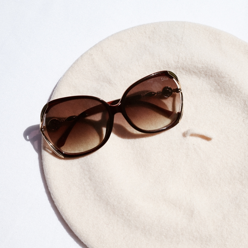 ☆SOLD☆ Designer Retro Sunglasses
